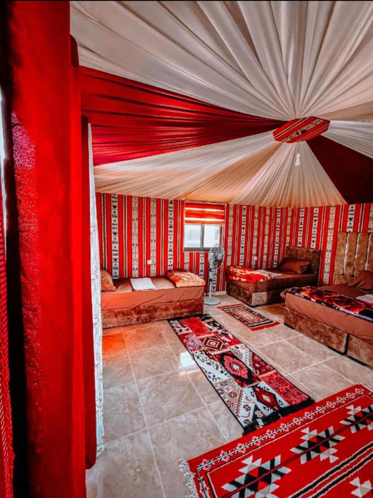 Amanda Luxury Camp Hotel Rum vádi Kültér fotó